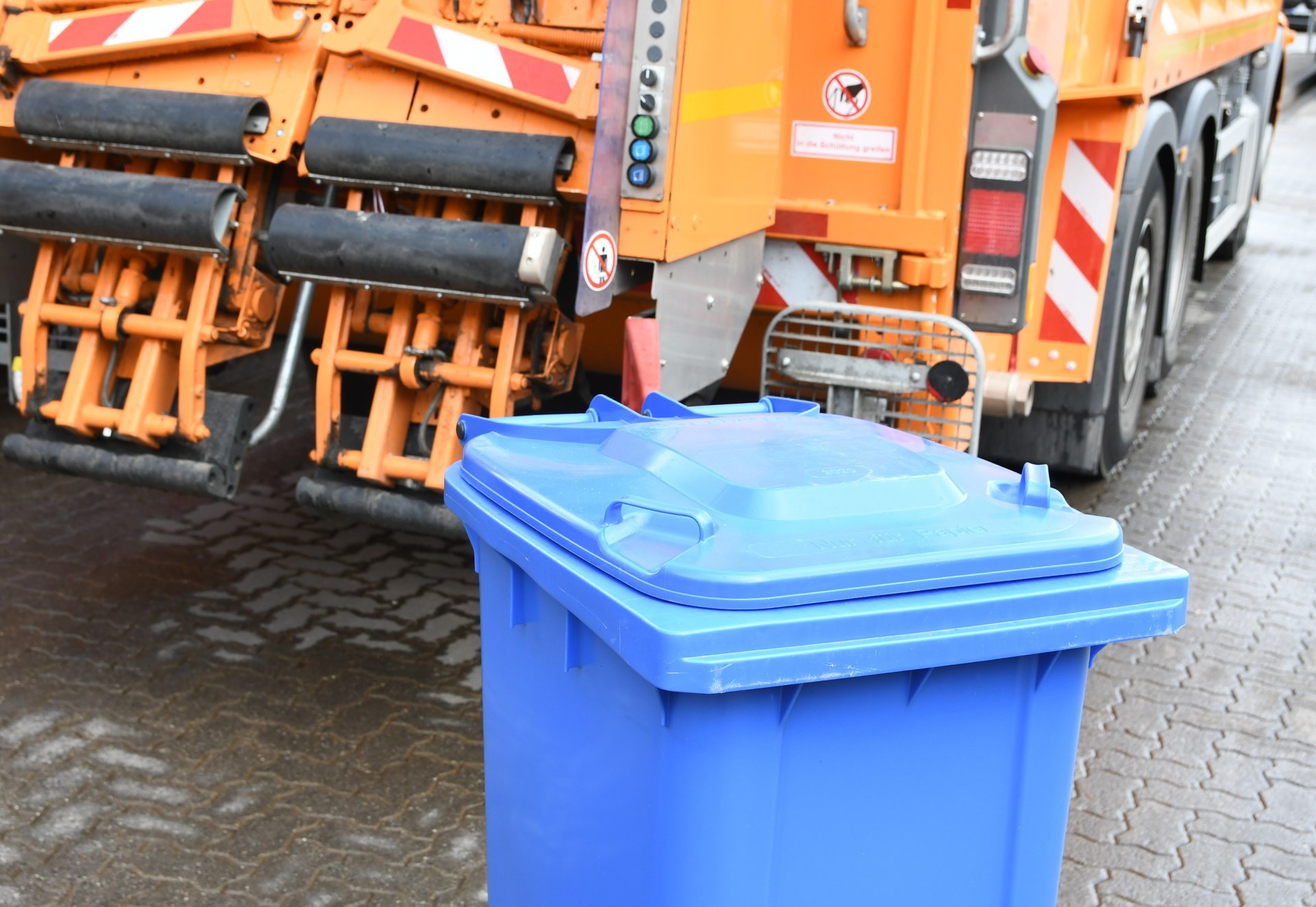 Geänderte Müllabfuhr wegen Feiertag Geänderte Müllabfuhr wegen Feiertag