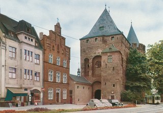 Das Obertor vor dem Bau des Clemens-Sels-Museums