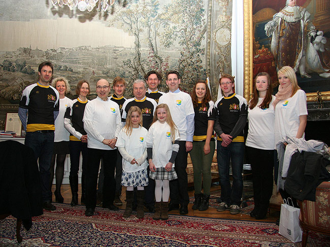 Zuvor wurde die Neusser Delegation von Bürgermeister Bourg-Broc und Partnerschaftsdezernent Gerard Lebas sowie dessen Frau Martine herzlich im Rathaus von Châlons begrüßt. 